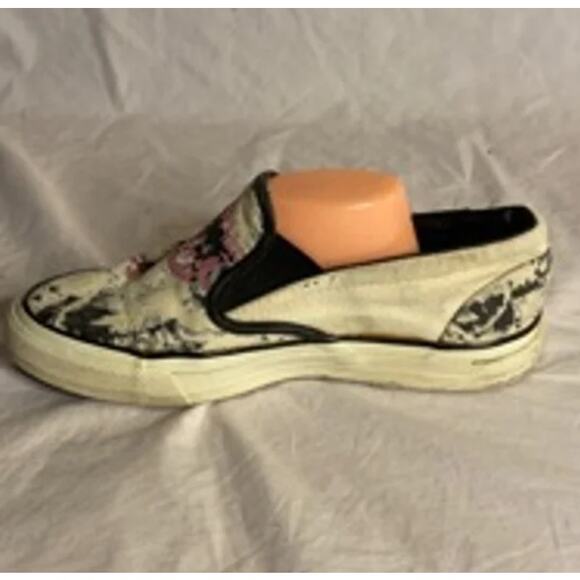 Distressed Butterfly Print Converse Slip-On Sneakers Beige/Black Women’s 7.5 - Picture 2 of 10